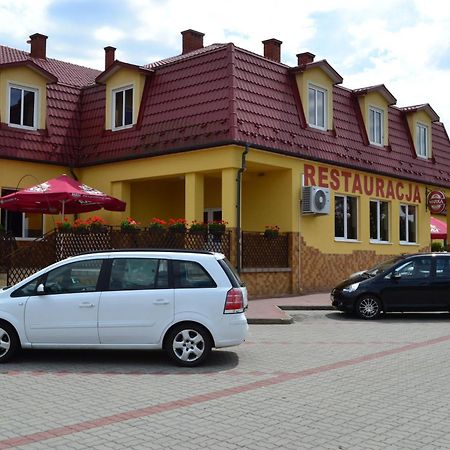 Hotel I Restauracja Jaskolka Alojzow Екстер'єр фото
